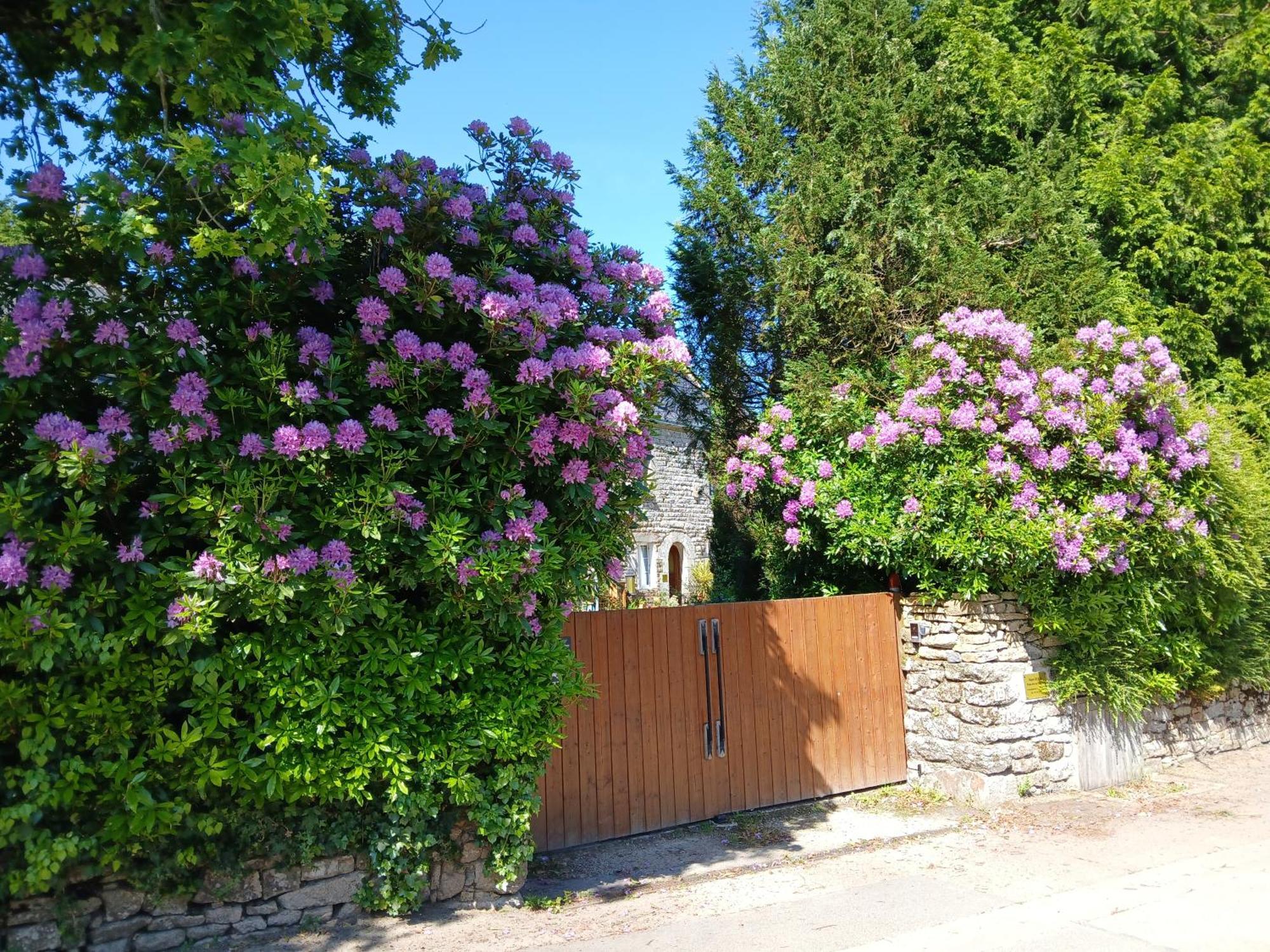 Manoir Du Grand Chene Hotel La Vraie-Croix Esterno foto
